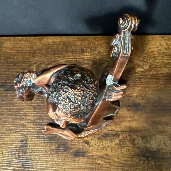 Jazz Bass Player Sculpture/Figurine - Picture 11 of 13